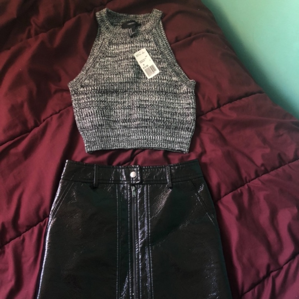 Beautiful crop top & leather mini skirt